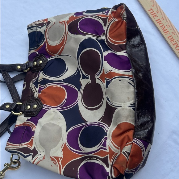 Coach Multicolor Shoulder Bag with Brown Accents Used see the pics - Picture 10 of 11